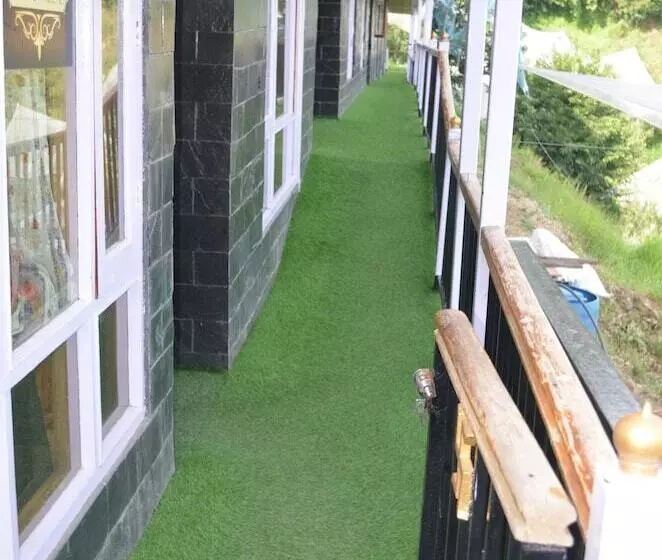 ホテル Hari Om Paradise