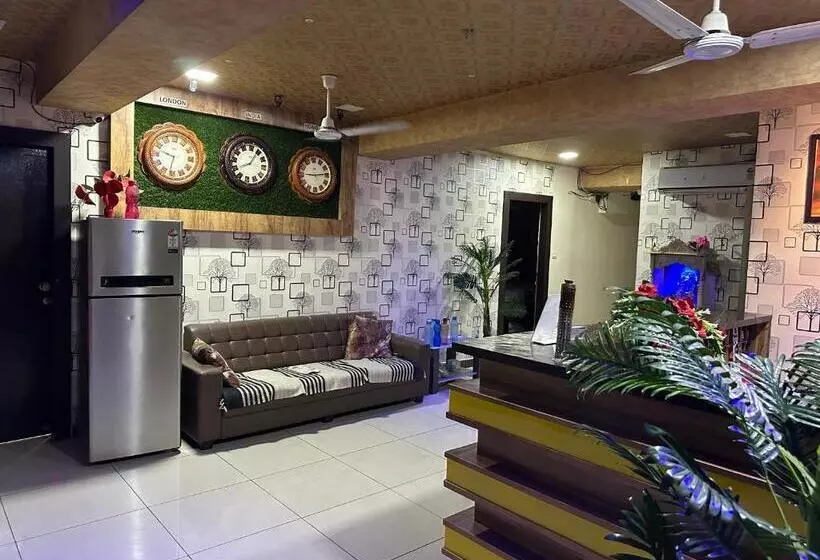 ホテル New Shiv Kunj