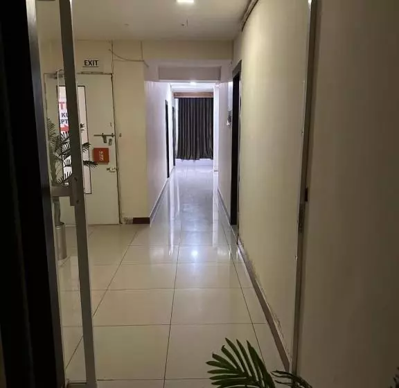 ホテル New Shiv Kunj