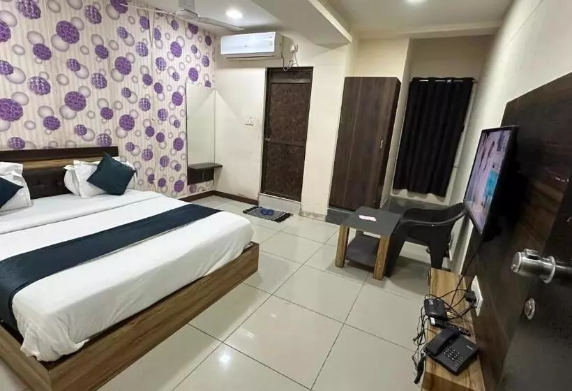 ホテル New Shiv Kunj