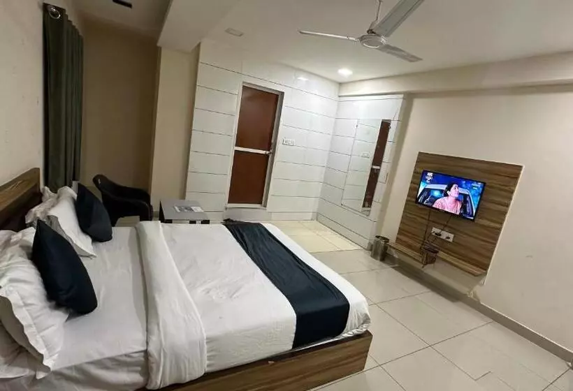 ホテル New Shiv Kunj