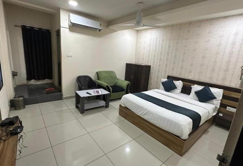 هتل New Shiv Kunj