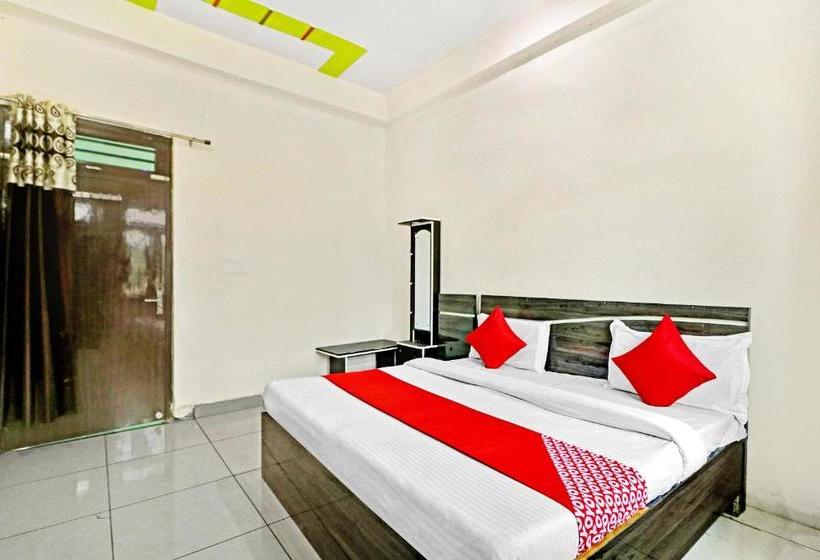 בית מלון כפרי Oyo 82225  Anjani Palace