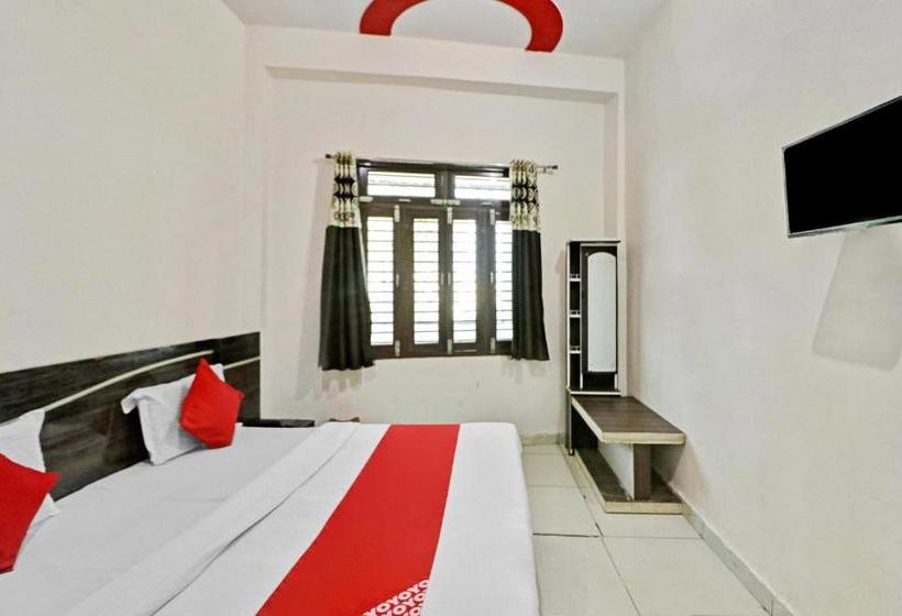 בית מלון כפרי Oyo 82225  Anjani Palace