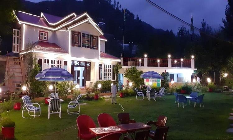 هتل The Jungle Inn Resort & Restaurant