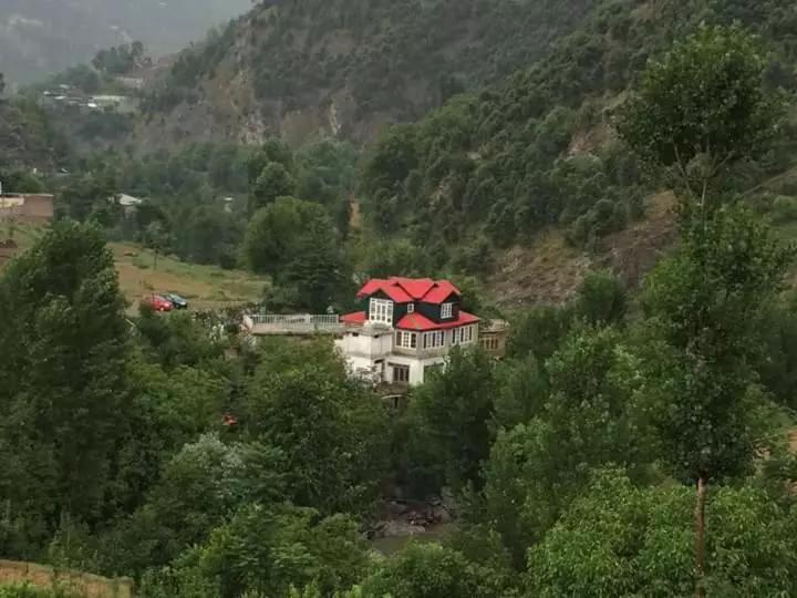 هتل The Jungle Inn Resort & Restaurant
