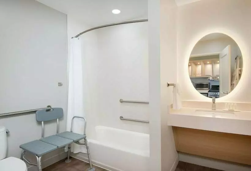 Hotelli Towneplace Suites By Marriott Atlanta Airport North