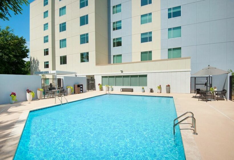 فندق Towneplace Suites By Marriott Atlanta Airport North