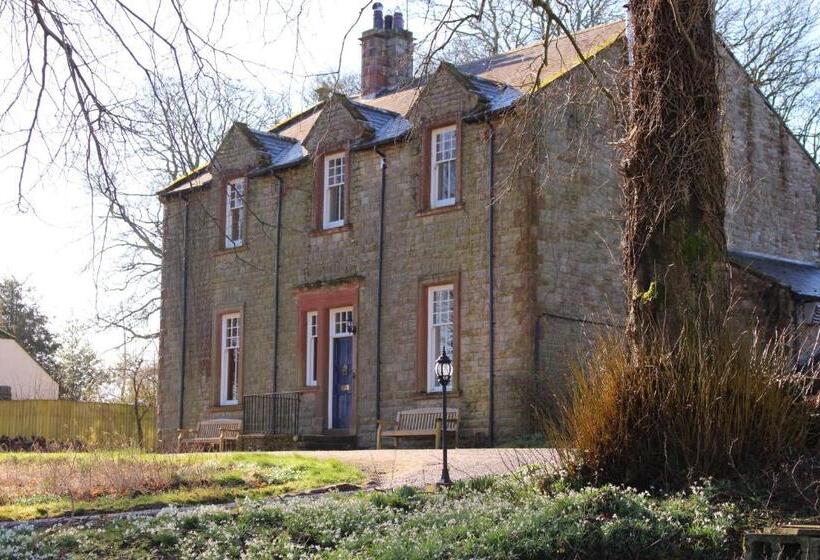 펜션 Woodlands Country House & Cottage