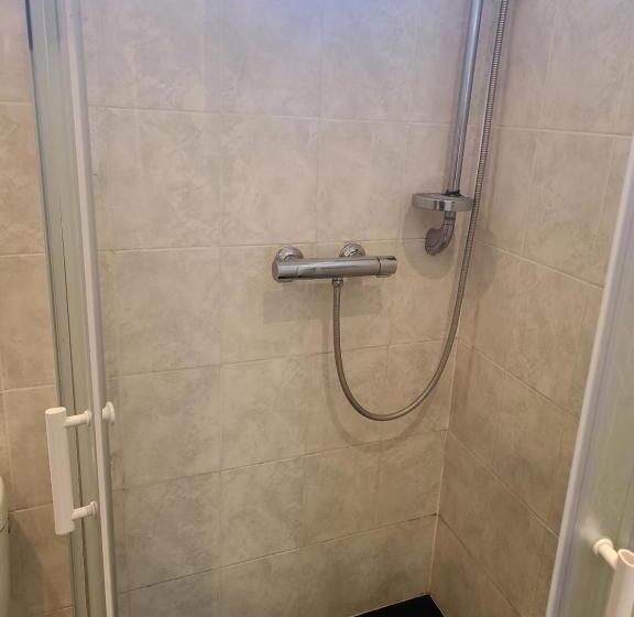 مبيت وإفطار Les Gîtes De Brives