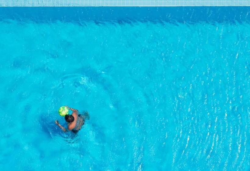 Casa Paradiso Beach Residence