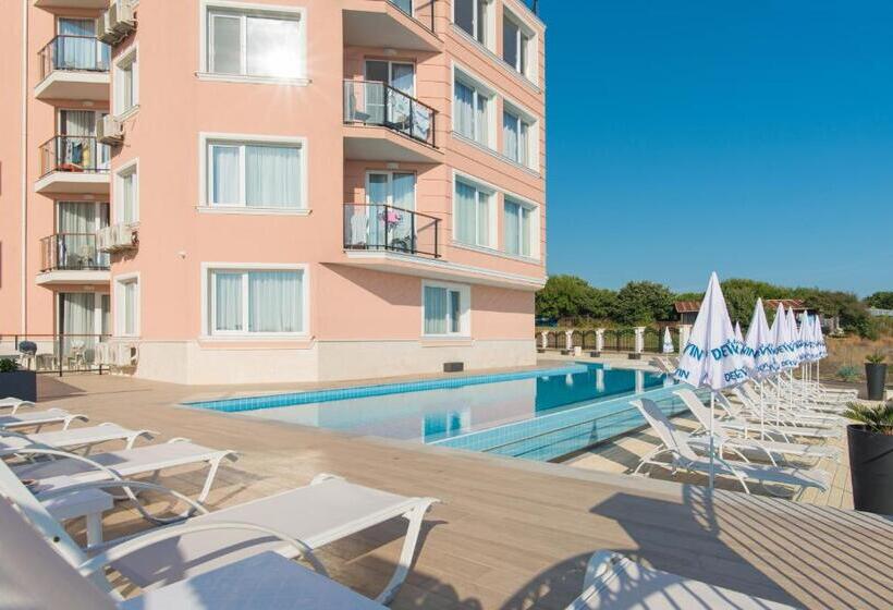 Casa Paradiso Beach Residence