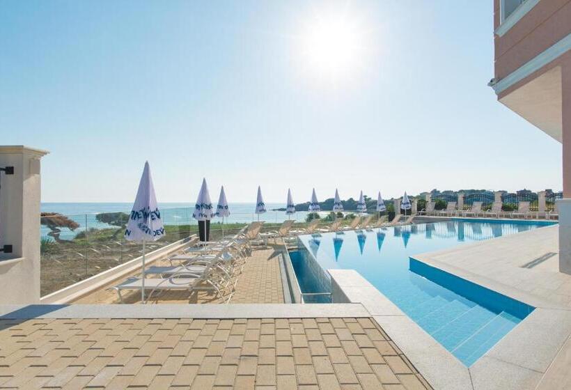 Casa Paradiso Beach Residence