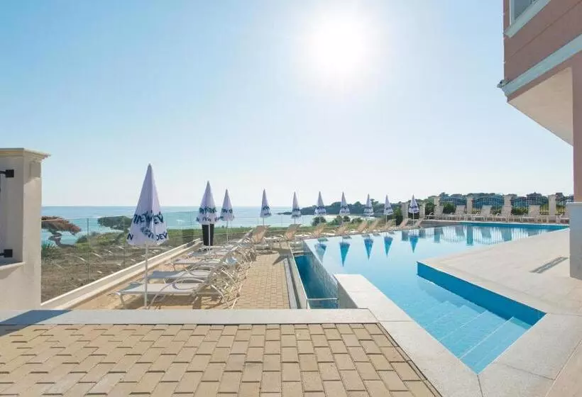 Casa Paradiso Beach Residence