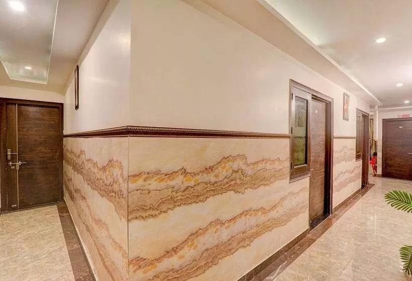 Fabhotel The Villa