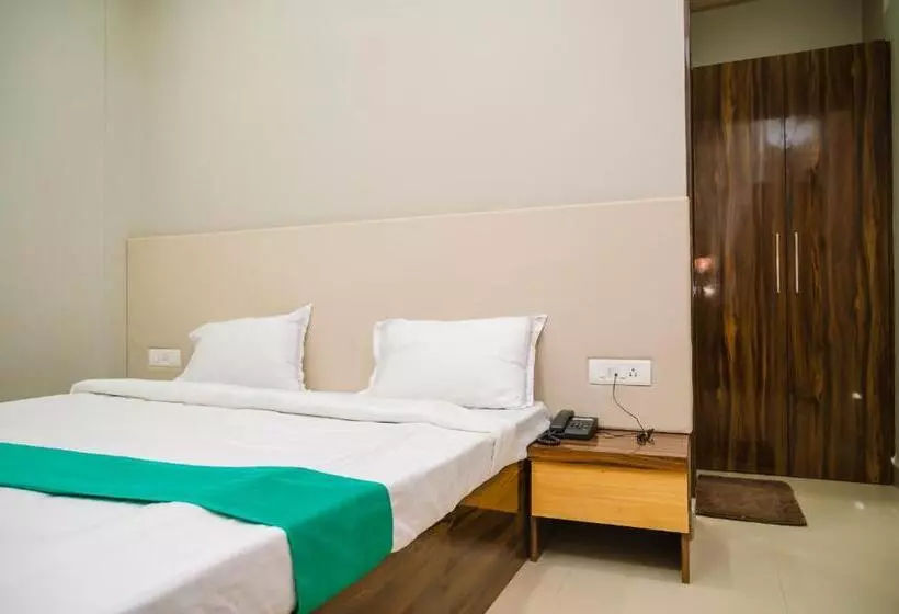 Hotel Green Apple