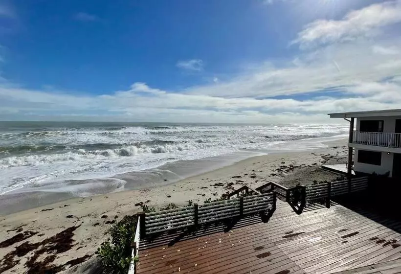 هتل Melbourne Beach Resort