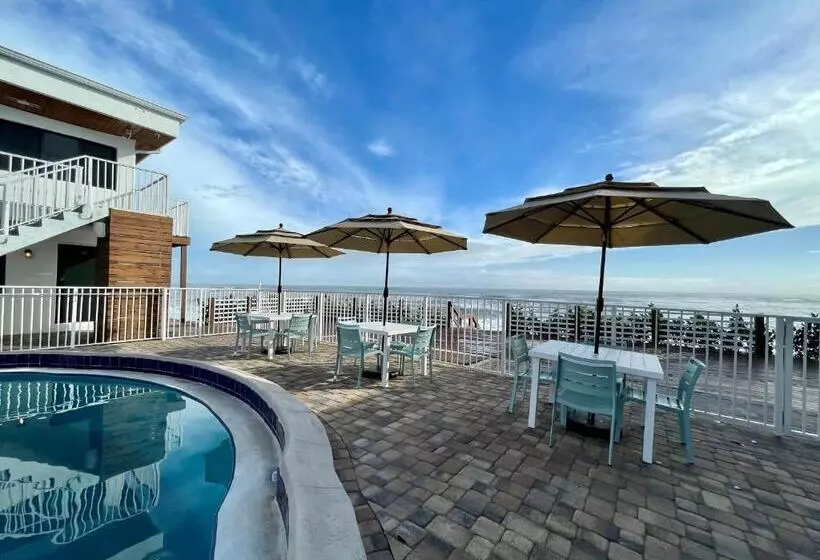 هتل Melbourne Beach Resort