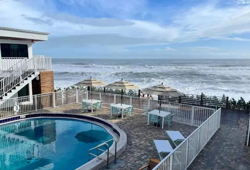 هتل Melbourne Beach Resort