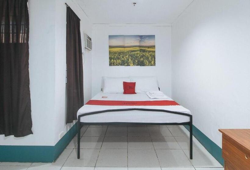 هتل Reddoorz At Crowne One Condo