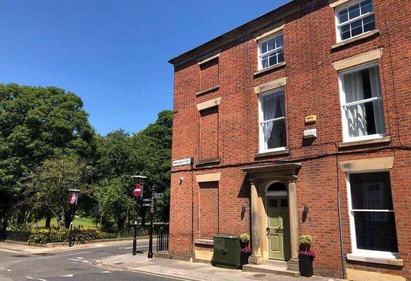 فندق Winckley Square Residences