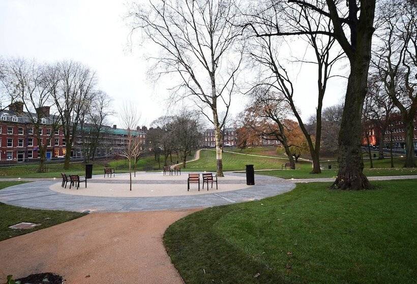 فندق Winckley Square Residences