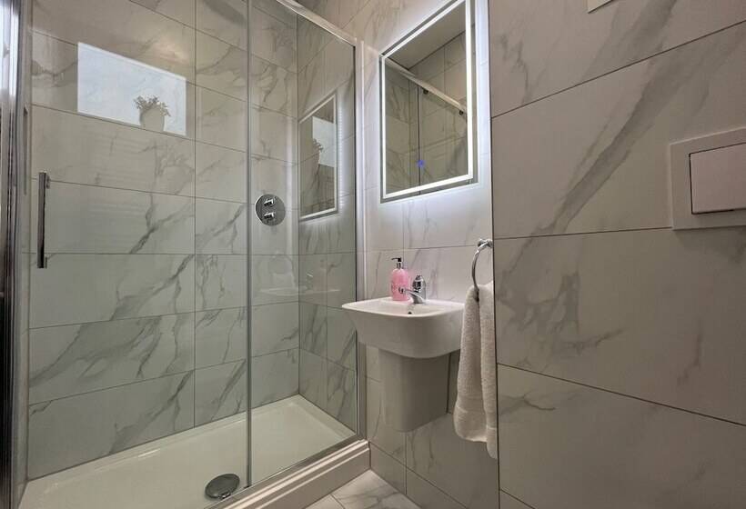 فندق Winckley Square Residences