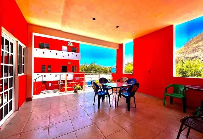 Hotelli Y Bungalows Bugambilias