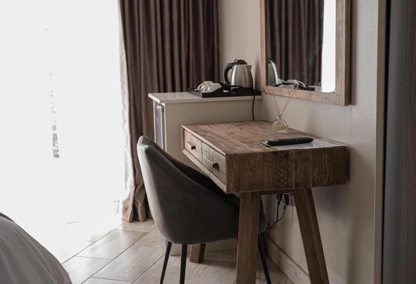 پانسیون Gletwyn Boutique Guesthouse