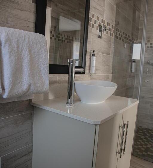 پانسیون Gletwyn Boutique Guesthouse