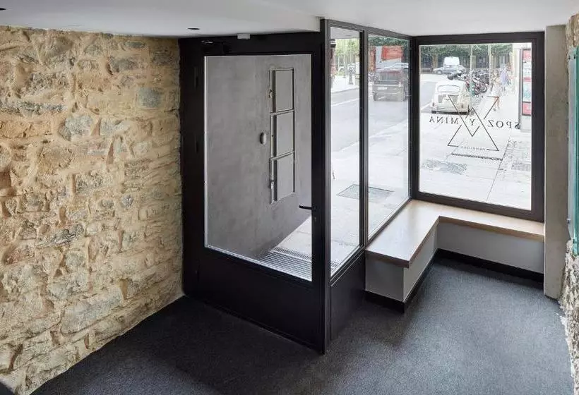 Majatalo Hostal Espoz Y Mina