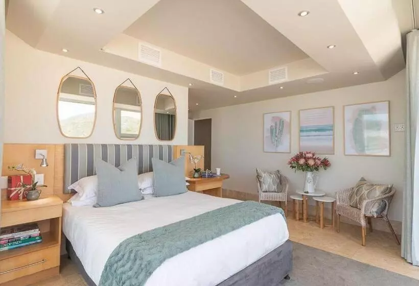 ペンション Room In Guest Room   Charming Room With A Sea View