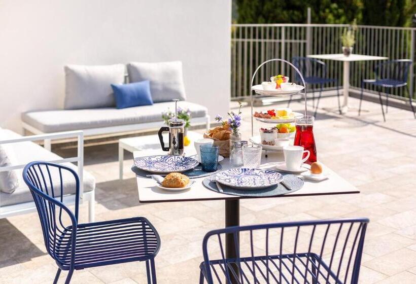 بنسيون Vistalago Torbole