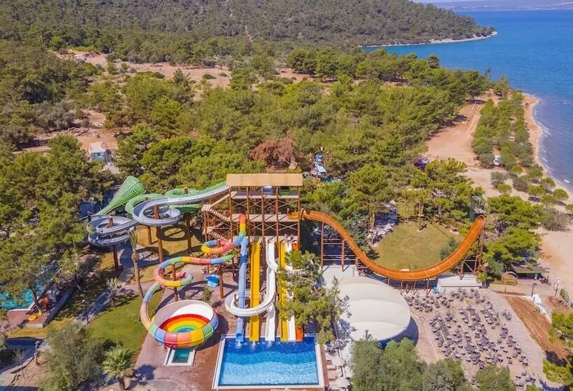 Lomakeskus Long Beach Club Nature - Ultra All Inclusive