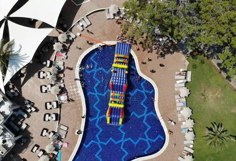 Lomakeskus Long Beach Club Nature - Ultra All Inclusive