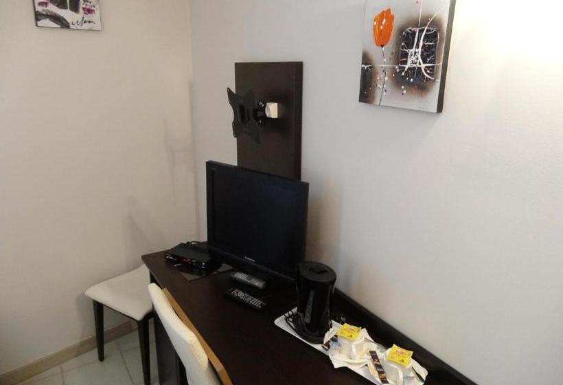 Bed and Breakfast La Vieille Tour