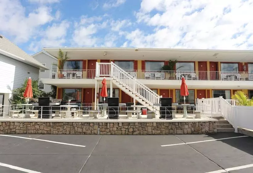 Harbor Mist Family Motel