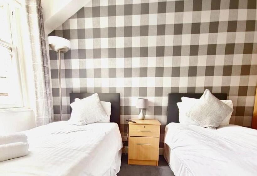 호텔 Aberfoyle Inn