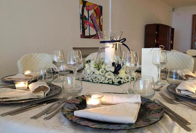 호텔 Albergo Ristorante Cavaliere