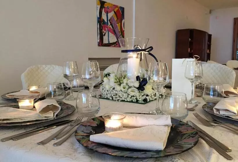 Hotelli Albergo Ristorante Cavaliere