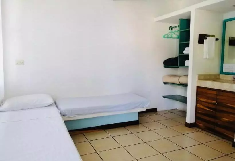 Hotelli Bungalows Marbella Costa Esmeralda