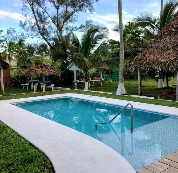 Hotelli Bungalows Marbella Costa Esmeralda