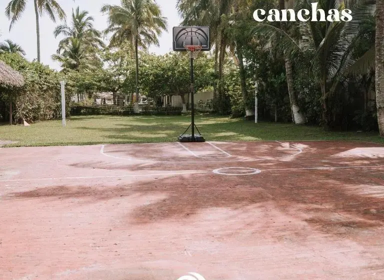 Hotelli Bungalows Marbella Costa Esmeralda
