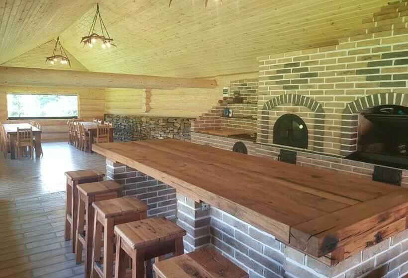 בית מלון כפרי Casa Pădurarului