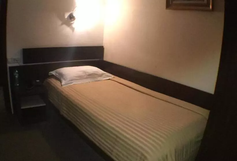 ホテル Kilometrul Zero