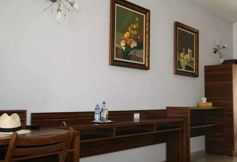 ホテル Kilometrul Zero