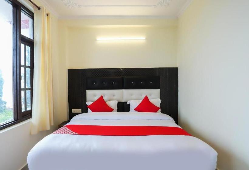 Hotelli Oyo 60523 The Nirvana