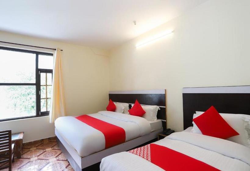 Hotelli Oyo 60523 The Nirvana