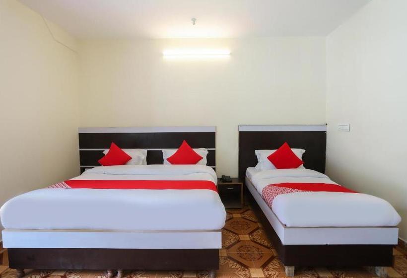 Hotelli Oyo 60523 The Nirvana