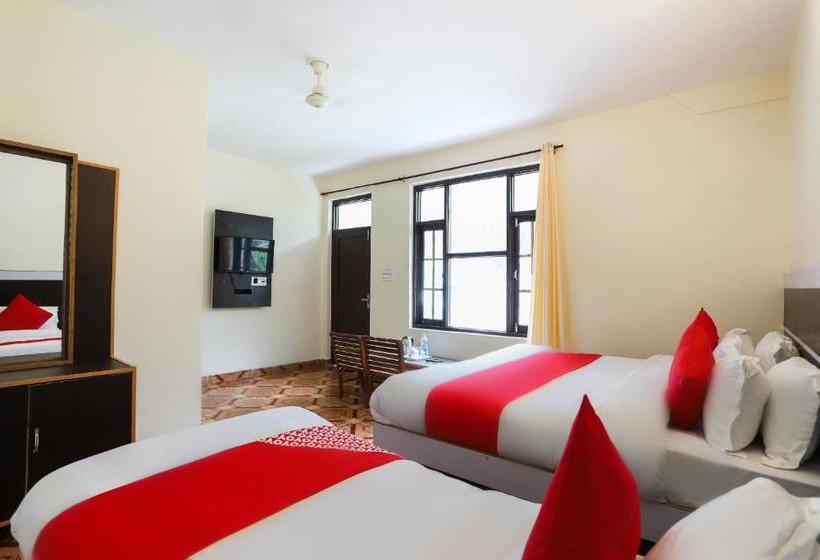 Hotelli Oyo 60523 The Nirvana